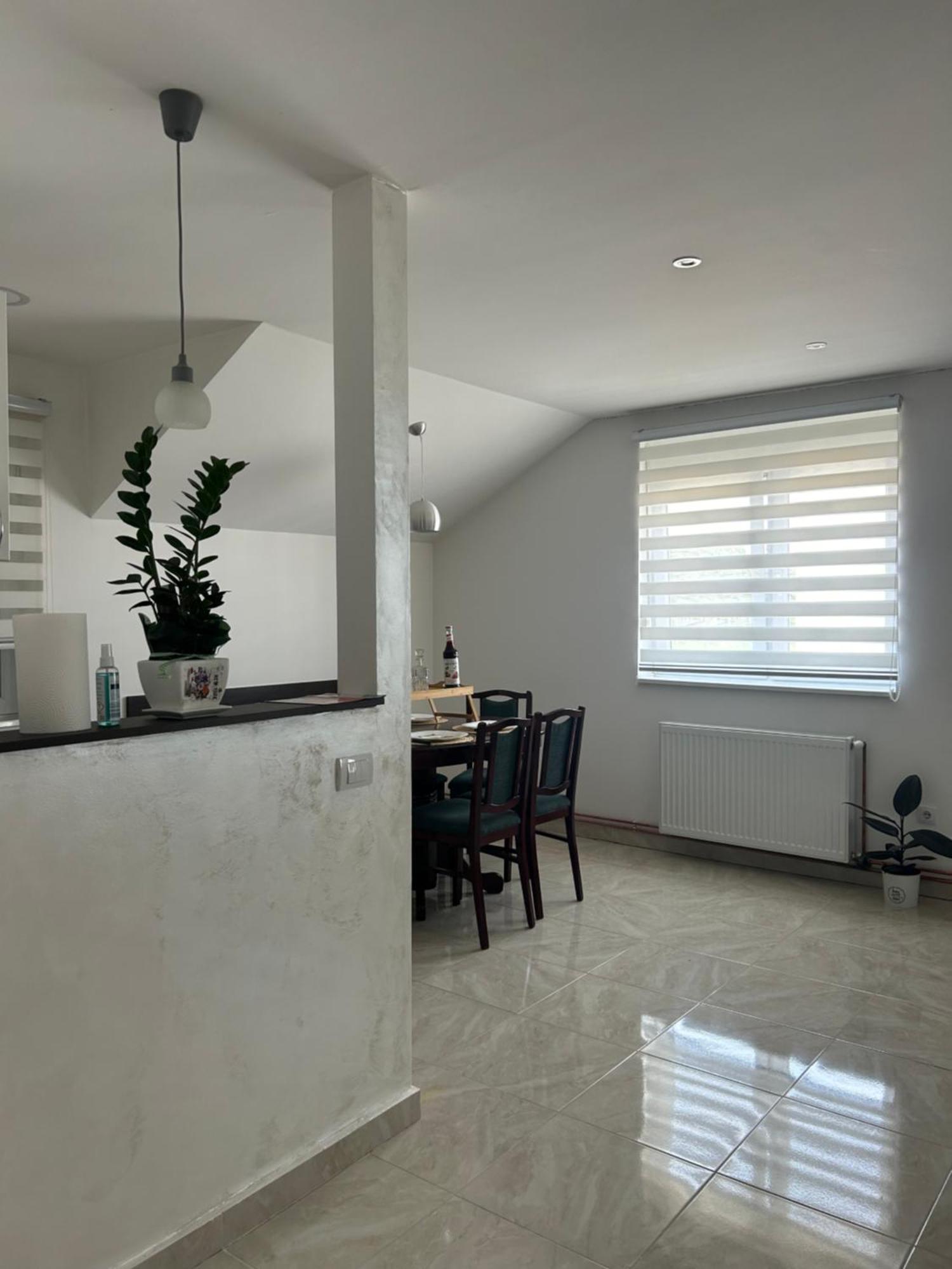 Apartman Diamond Lux Surčin Exterior foto